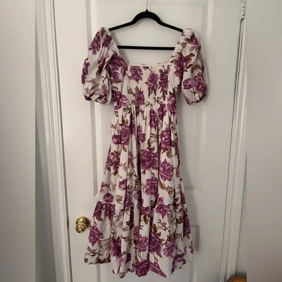 Abercrombie & Fitch Emerson Poplin Puff Sleeve Midi Dress in a floral print - Picture 11 of 12
